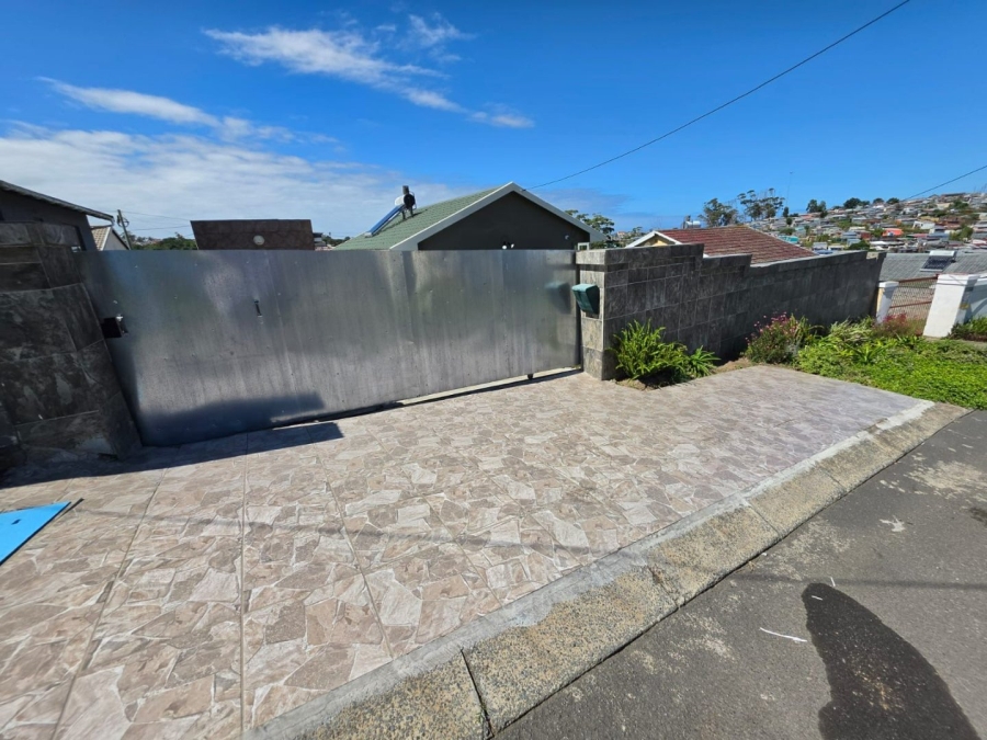 3 Bedroom Property for Sale in Amalinda Eastern Cape